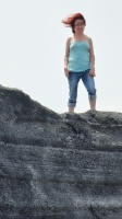 Katja auf einem der Felsen.